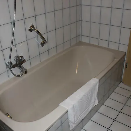 Ferienwohnungen-goldbach Erdgeschoss *